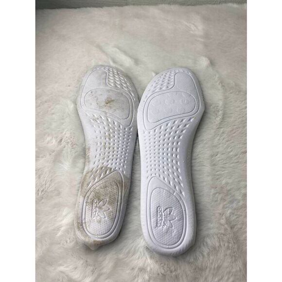 adidas gazelle silver green womens GY3438 adidas Yeezy Boost 350 V2 Light [USED]